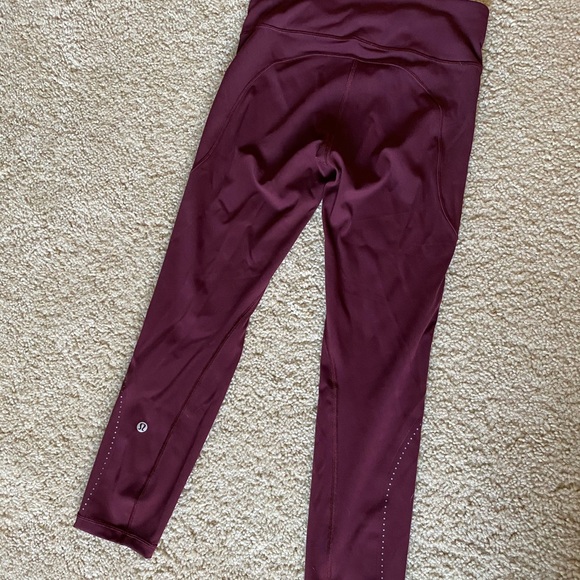 Lululemon extra mile crop *reflective dots* - Picture 3 of 4